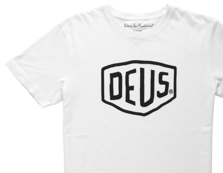 DEUS3